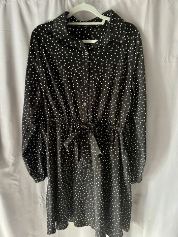 Robe chemise à pois
