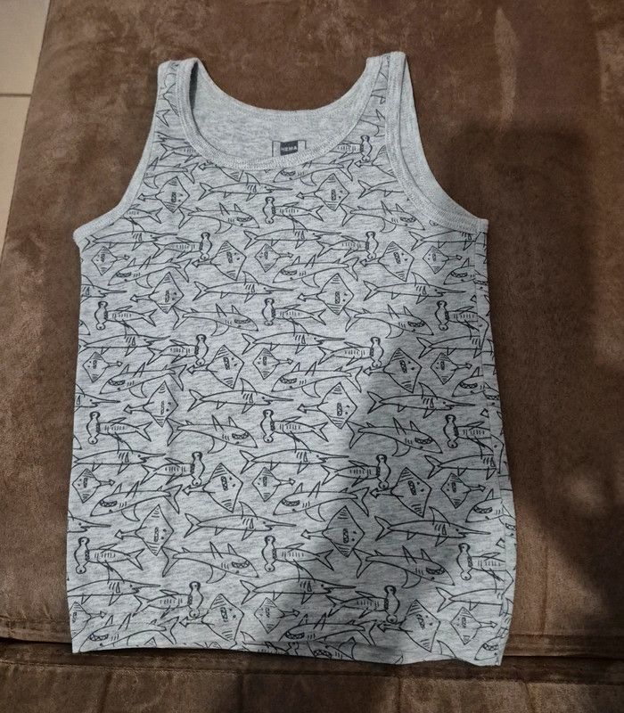 Tee shirt sans manches - photo numéro 3