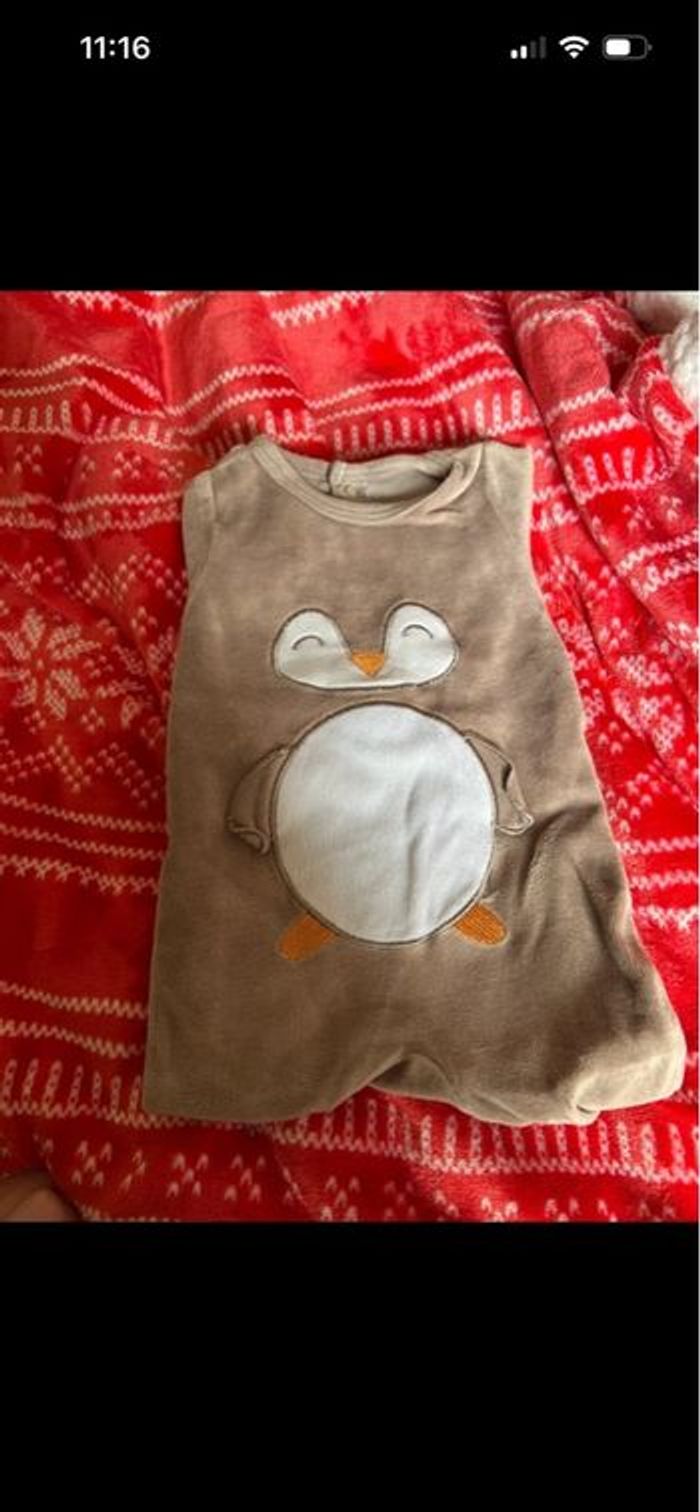 Lot pyjama 1 mois - photo numéro 4