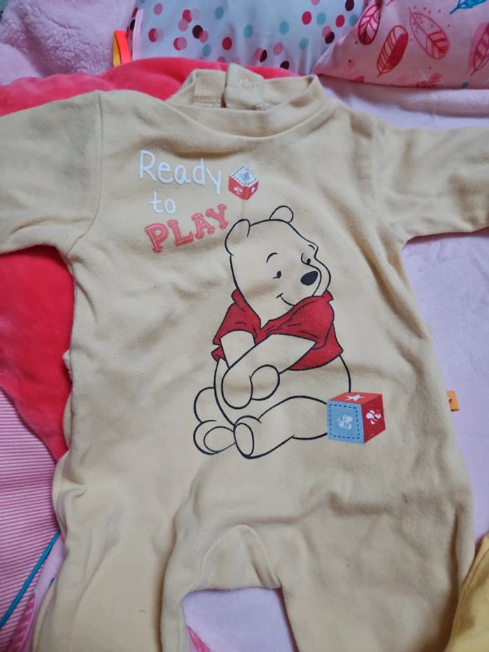 Lot pyjamas Winnie 1 mois - photo numéro 4