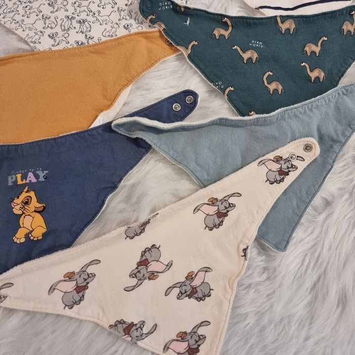 💙💙💙😍🤩🥰Lot bavoirs bandanas bébé🤩😍💙💙💙💙 - photo numéro 3