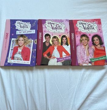 Lot de 3 livres violetta 