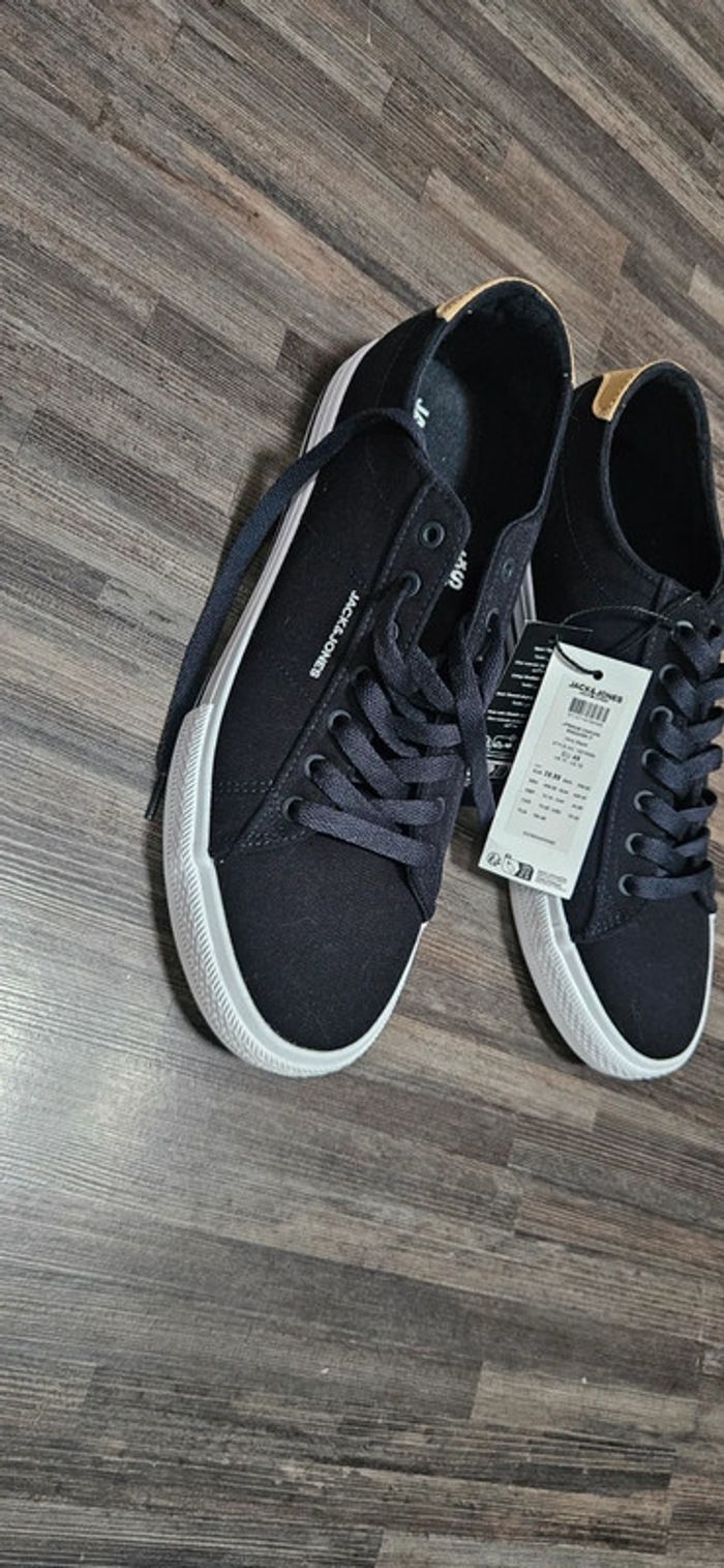 Chaussures neuve