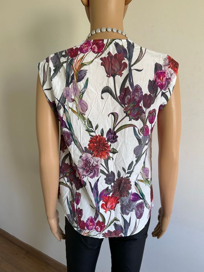 Blouse blanche et fleurie sans manches Morgan taille 38 jamais portée - photo numéro 5