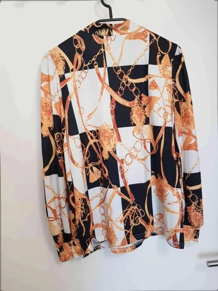 Tshirt  shein  motif chaine or taille  38 - photo numéro 5