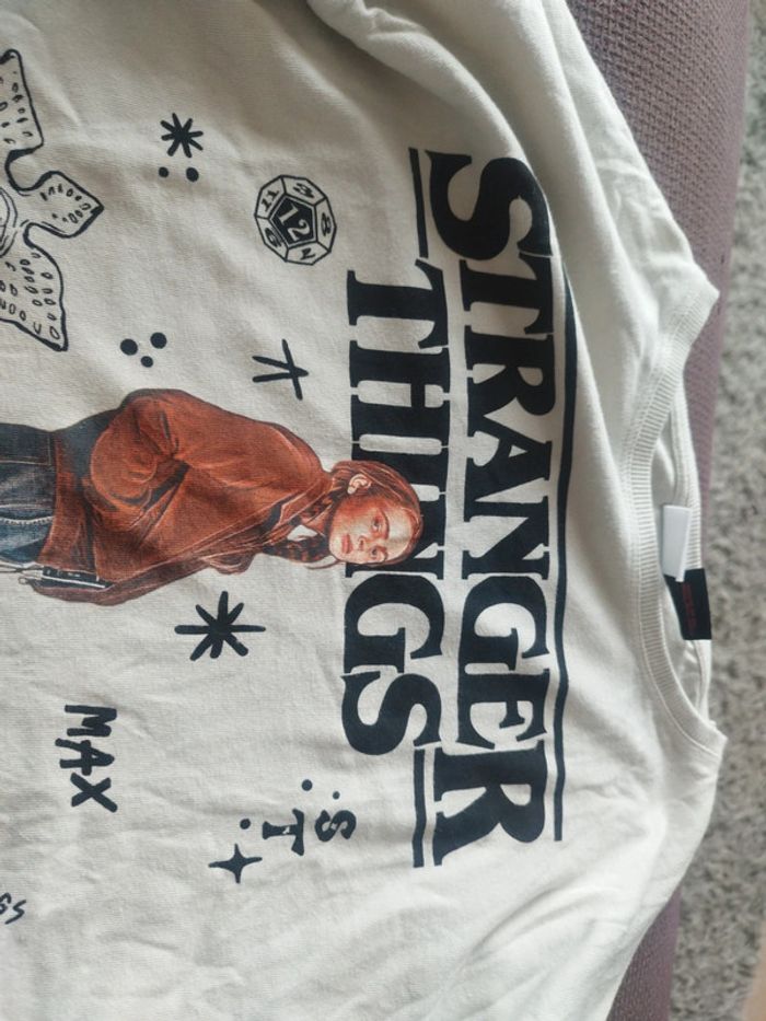 T-shirt manches longues ado fille stranger things "Maxine" - photo numéro 4