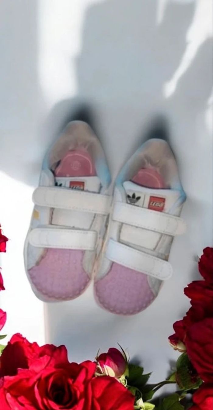 🌹 baskets Adidas SuperStar Lego pointure 25 1/2🌹 - photo numéro 4