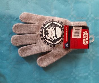 GANTS GRIS Dessin Star Wars Neufs avec étiquette