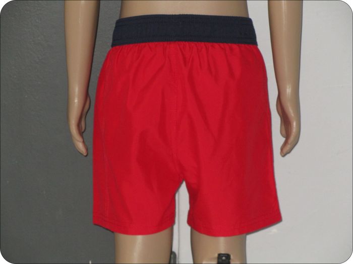 👦🏻 Short de bain 4 ans 👦🏻 - photo numéro 4