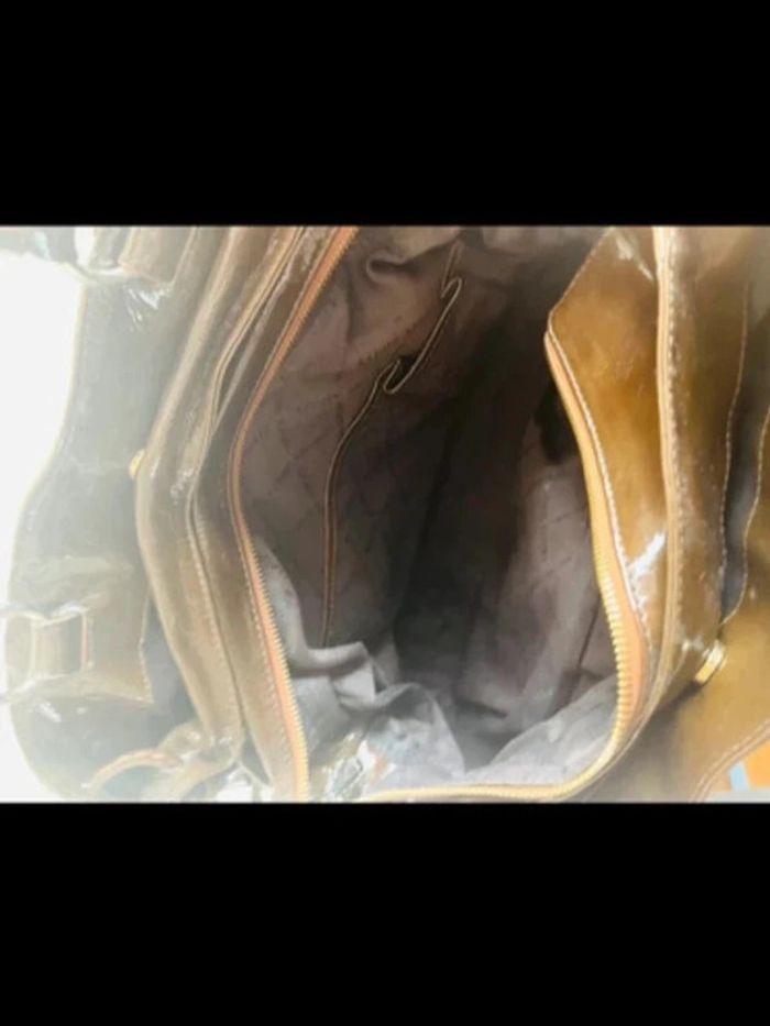 Sublime sac en cuir vernis plinio visona - photo numéro 15