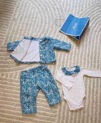 Ensemble Jacadi 12 mois comme neuve !