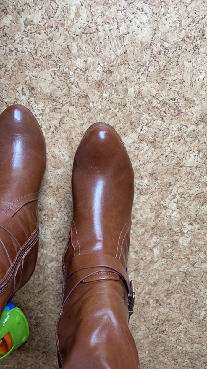 Jolies bottes pointure 38 - photo numéro 4