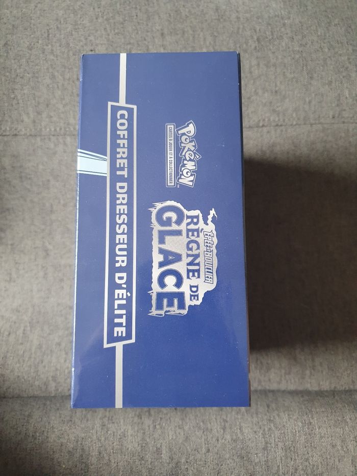 Coffret pokemon elite etb règne de glace eb06 - photo numéro 6