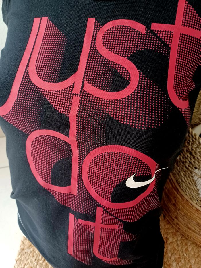 Débardeur Nike très bon état - photo numéro 2