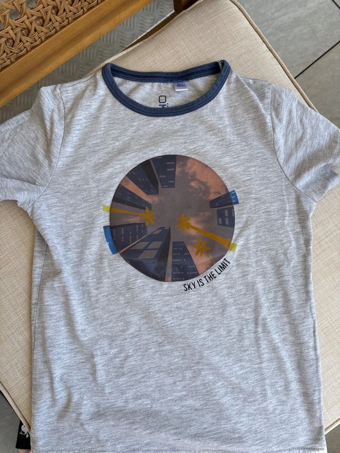 t shirt