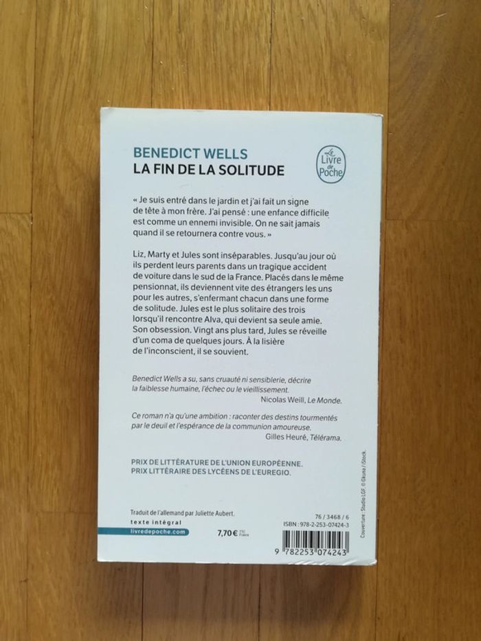 Livre "La fin de la solitude"- V92B - photo numéro 2