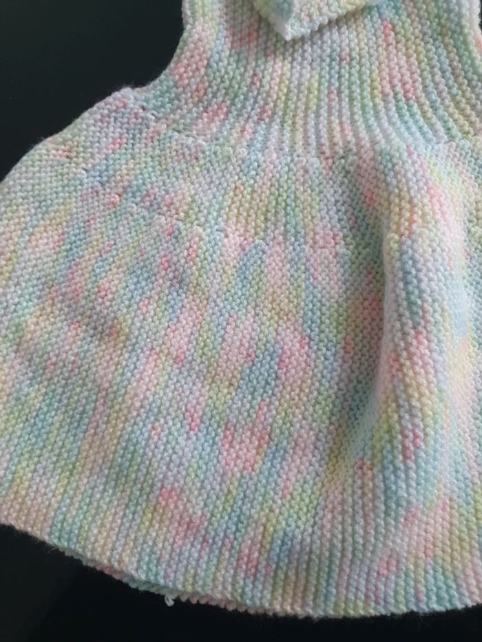 Lot bonnet poncho écharpe tricoté main - photo numéro 2