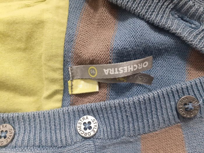 Pull à capuche 4ans - photo numéro 2