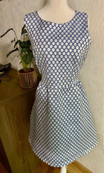 Très jolie robe Nina Kalio taille 40