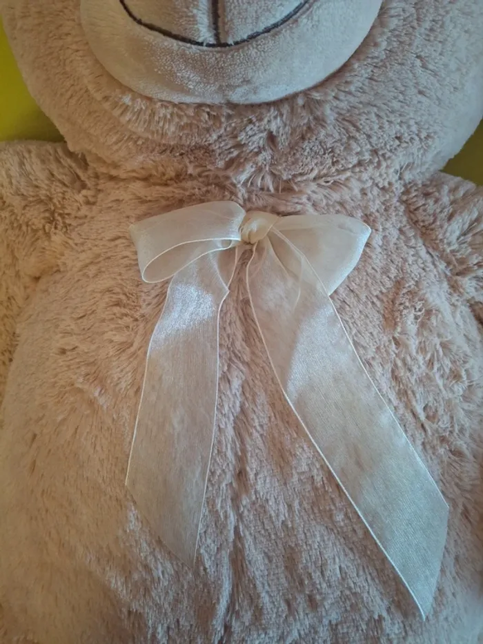 Grand ours en peluche beige tout doux - photo numéro 7