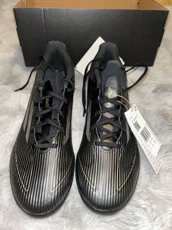 Chaussure Adidas F50 de football intérieur - photo numéro 5