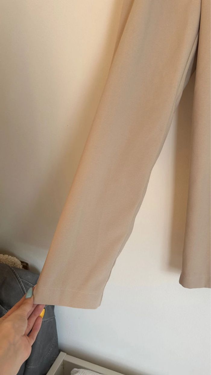 Pantalon beige stradivarius - photo numéro 2