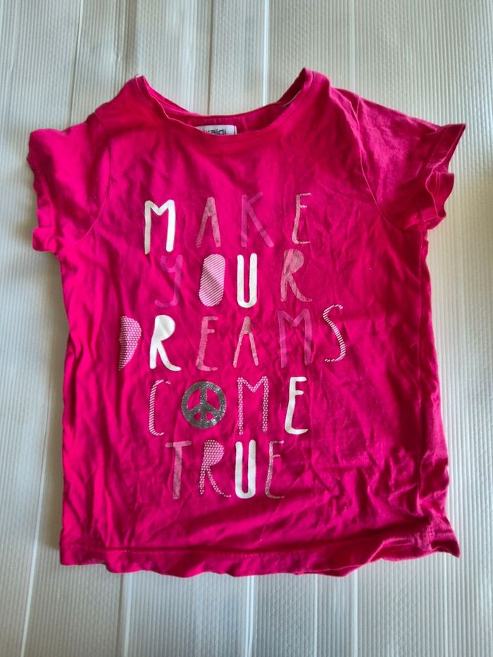 Tee shirt fille 6 ans (114 cm)