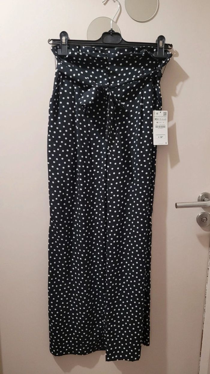 Pantalon papier bag, jambe large fluide Zara