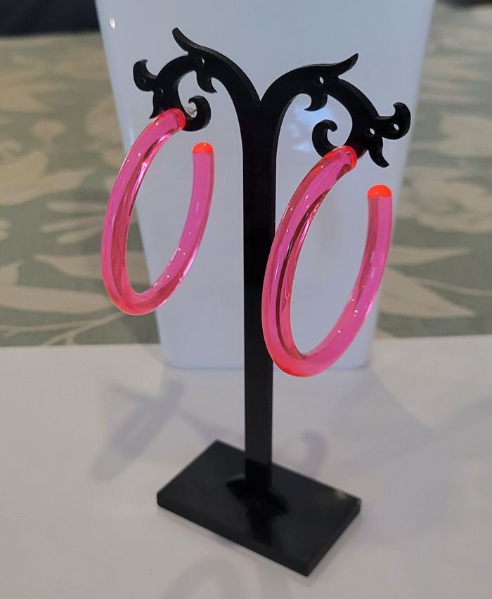 boucles d'oreilles creoles anneaux rose fluo party soirée année 80
