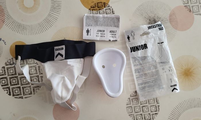 Decathlon Outshock Coquille de protection/Jockstrap 100 Junior T110-164cm& Taille 74-85cm -Blanc - photo numéro 7