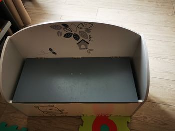Coffre a jouet sera démonté prix négociable