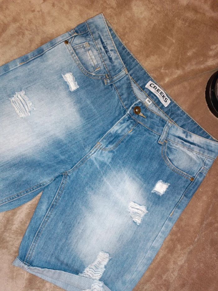 Short en jean homme destroy - photo numéro 4