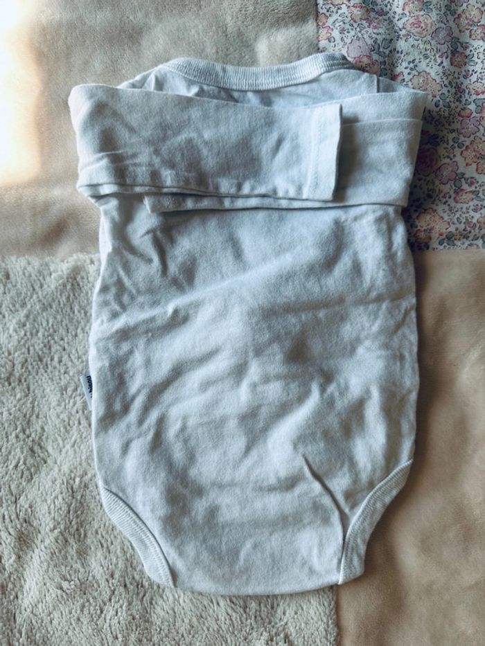 Lot de 3 body 3 mois - photo numéro 9