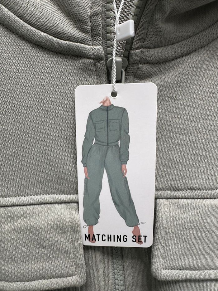 Veste neuve avec étiquette - photo numéro 2