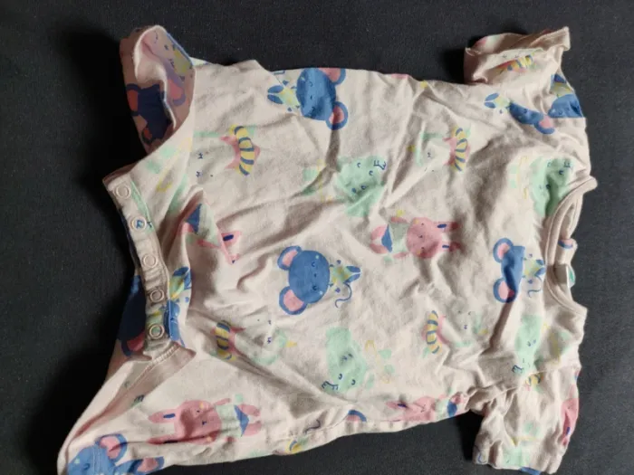 Combi short bébé Tex. Taille 23m - photo numéro 4