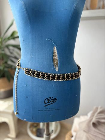 Ceinture métal doré - noir - taille unique - neuve
