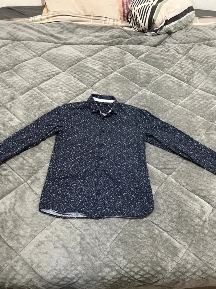 Chemise à fleurs