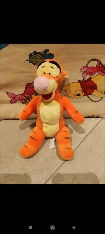 Peluche tigrou disney