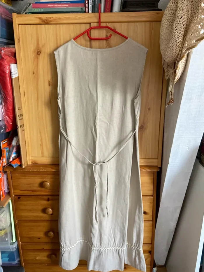 Robe beige en lin - photo numéro 5