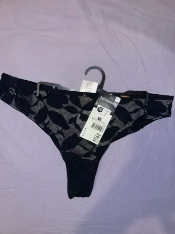 Tanga neuf