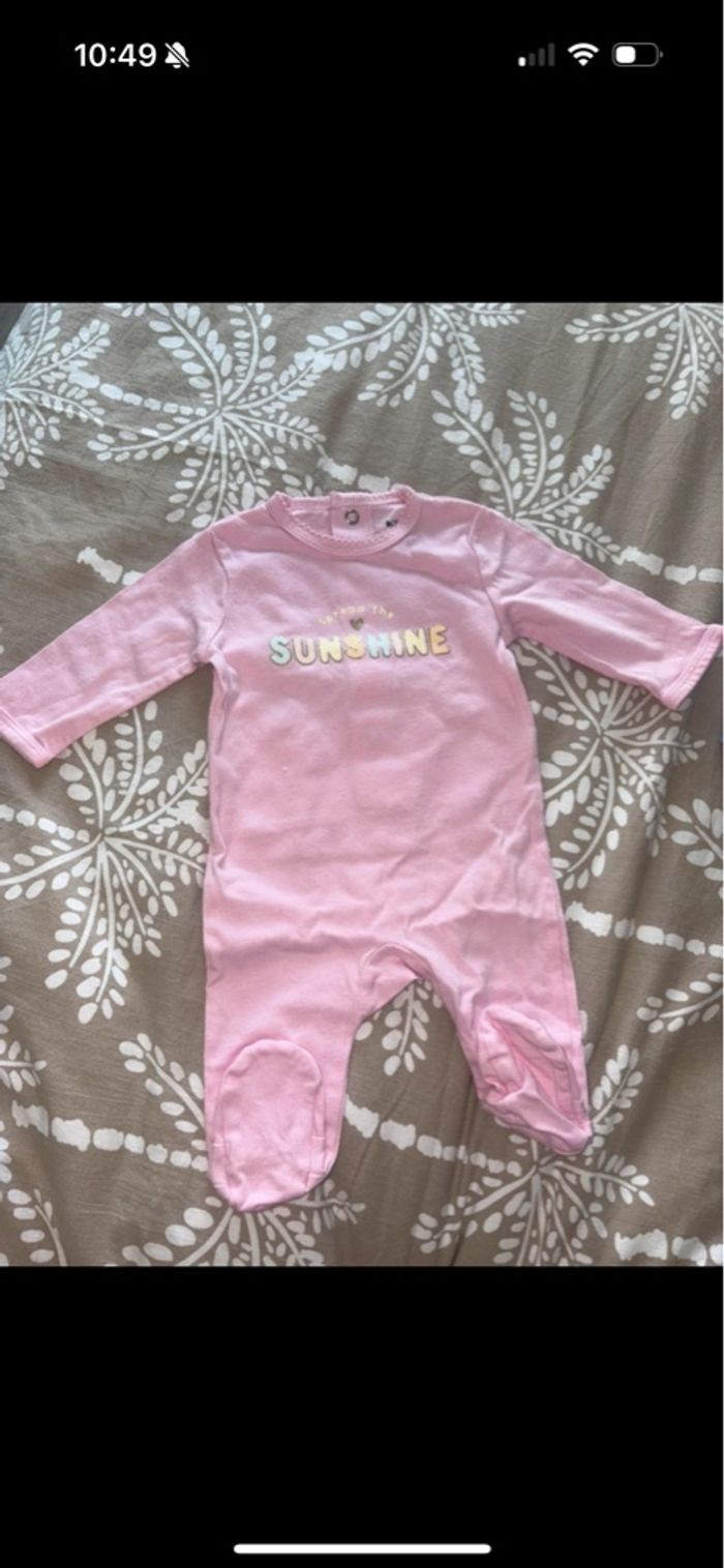 Lot 10 pyjamas 1 mois - photo numéro 2