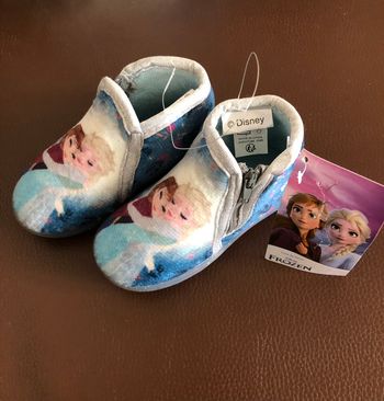 chaussons fille la reine des neiges frozen disney 22