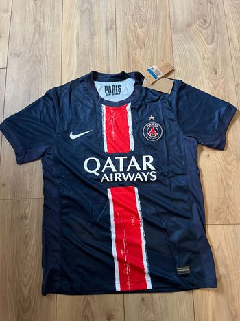 Mailot 2025 du Paris Saint Germain de la marque Nike