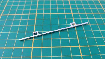 Baguette latérale 2 pièce détachée miniature Burago Mercedes 300 SL 1954 1/18 1/18e #B16