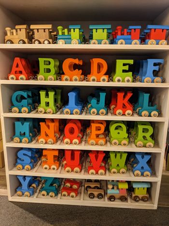 Train de lettres en bois