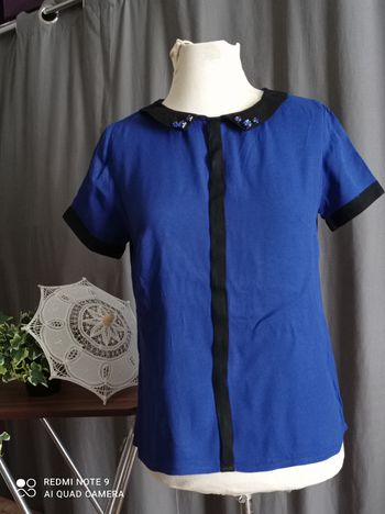 haut léger de chez Bizzbee taille 36 ref 521 K5