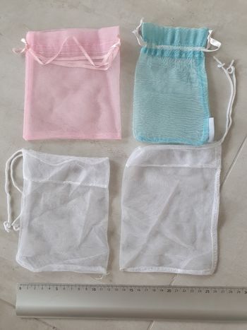 Lot x4 sac sachet pochette maille
