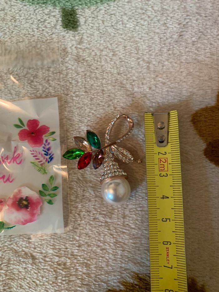 Broche fleur et perle - photo numéro 3