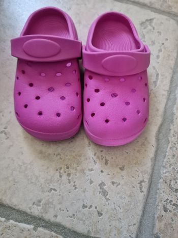 Chaussons type crocs