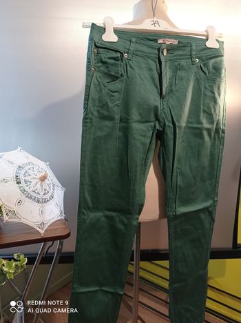 💗pantalon neuf de super U 42 réf 489 K7
